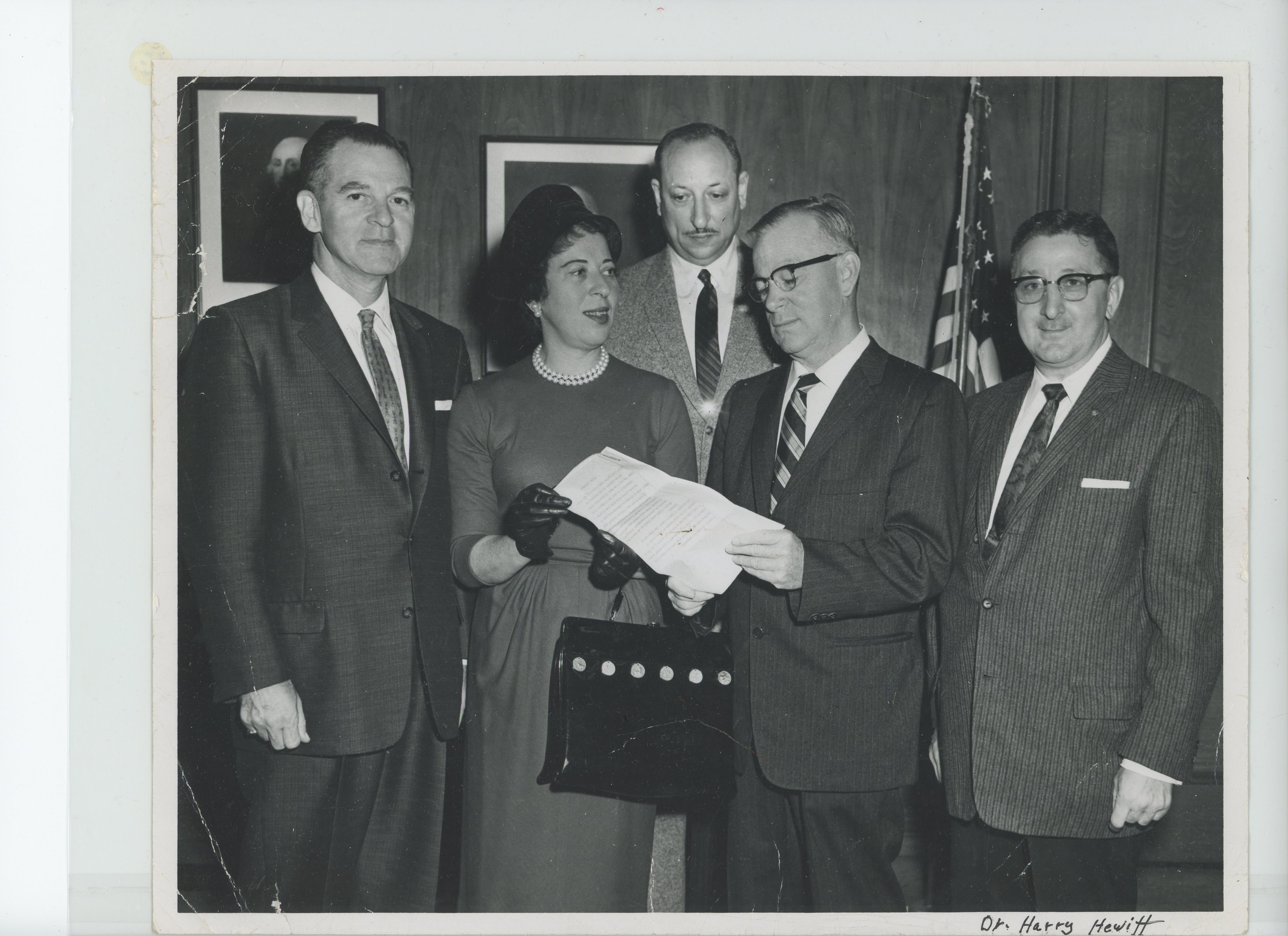 Paterson NJ Mayor Edward L. O'Byrne, B'nai Brith award, Marge Bornstein, 1958