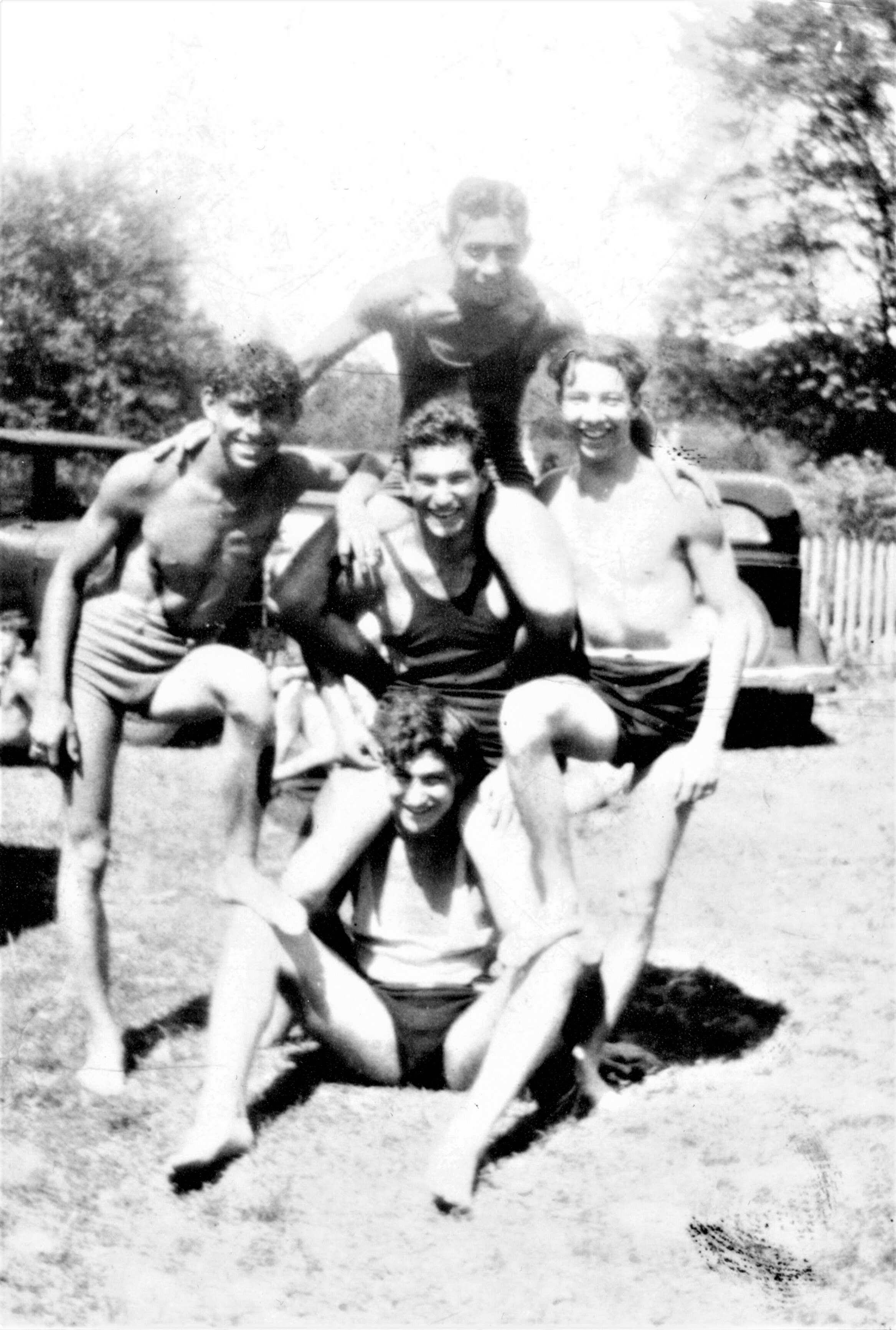 Paterson NJ, 5 teenage boys, 1933