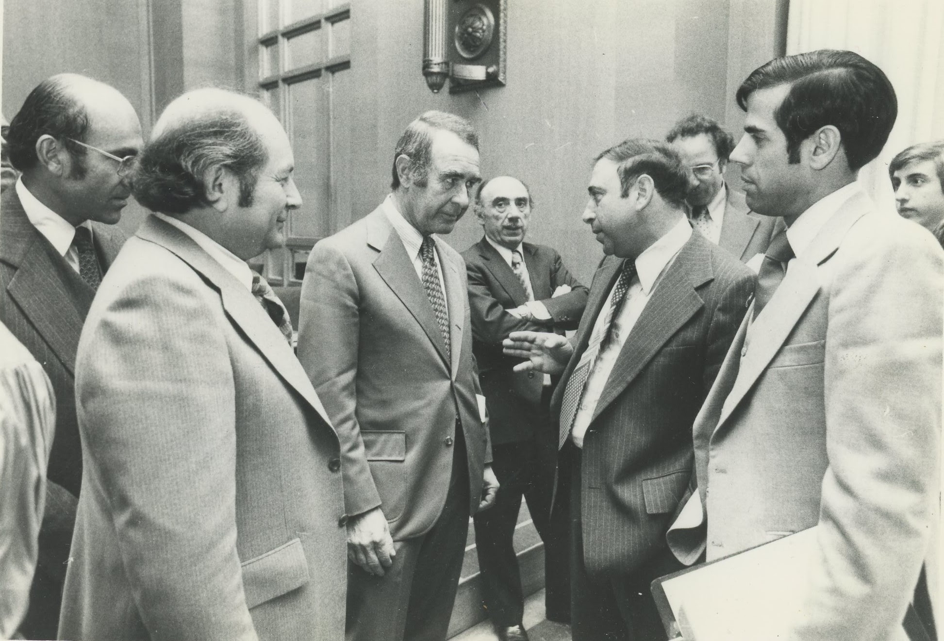 N.J.US Senator Harrison Williams meets with a local Jewish group