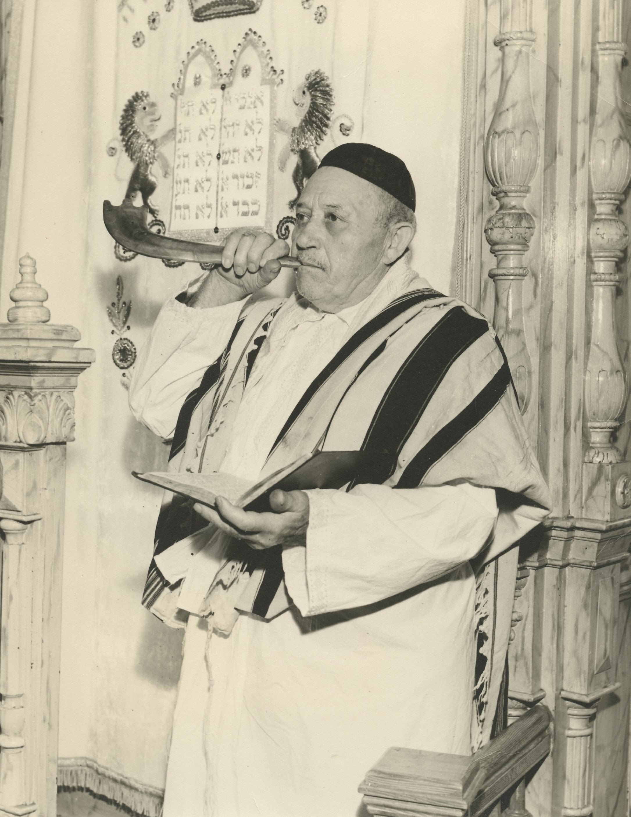 Samuel Pears, shofar, Yeshivas Beis Hillel of Passaic NJ