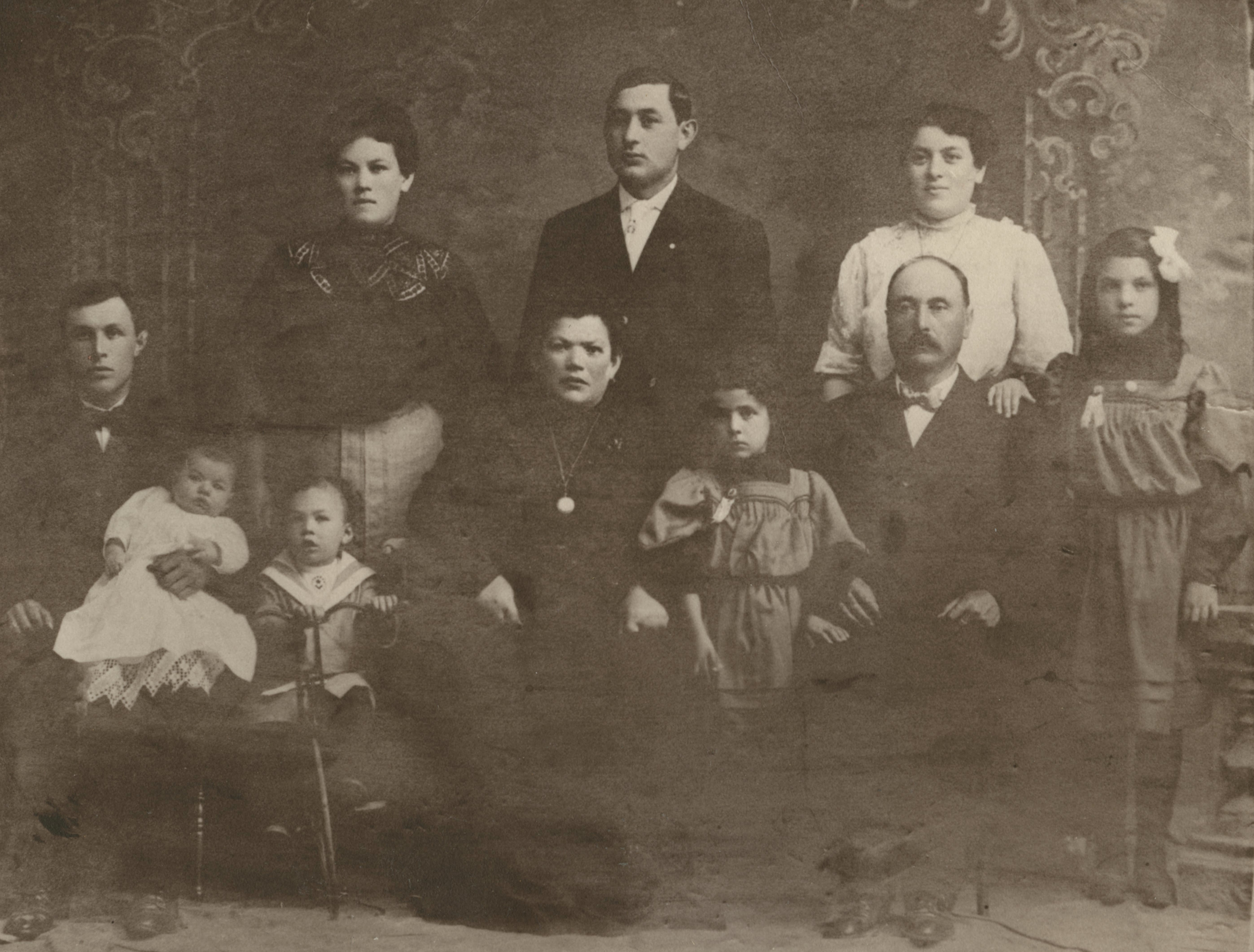 Northern New Jersey, family portrait photo, 3 generations