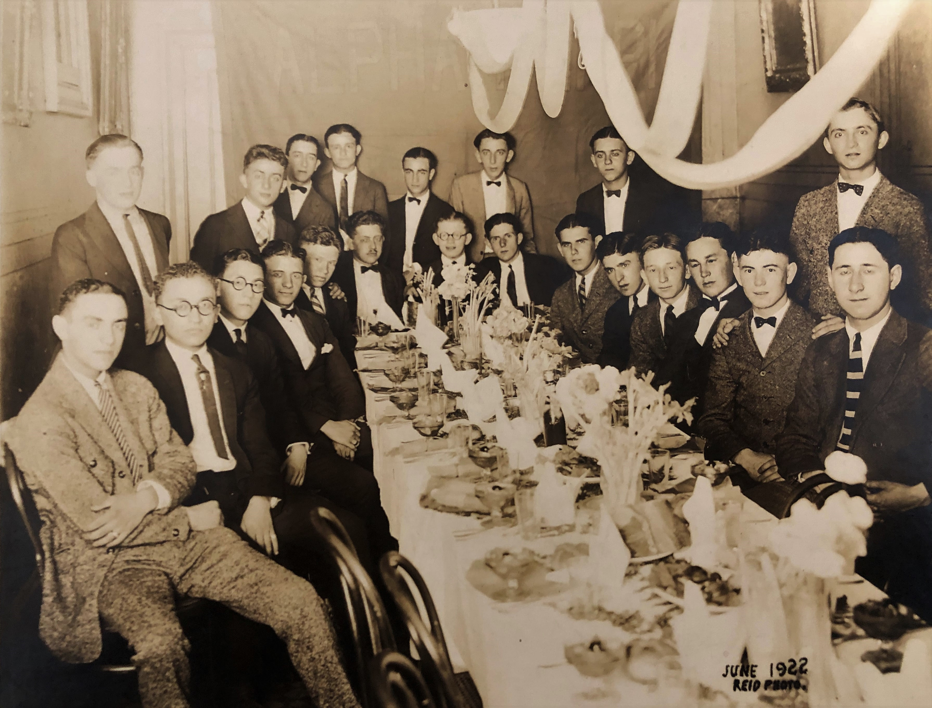 Northern New Jersey, Alpha Phi Pi Fraternity dinner, group photo, 1922