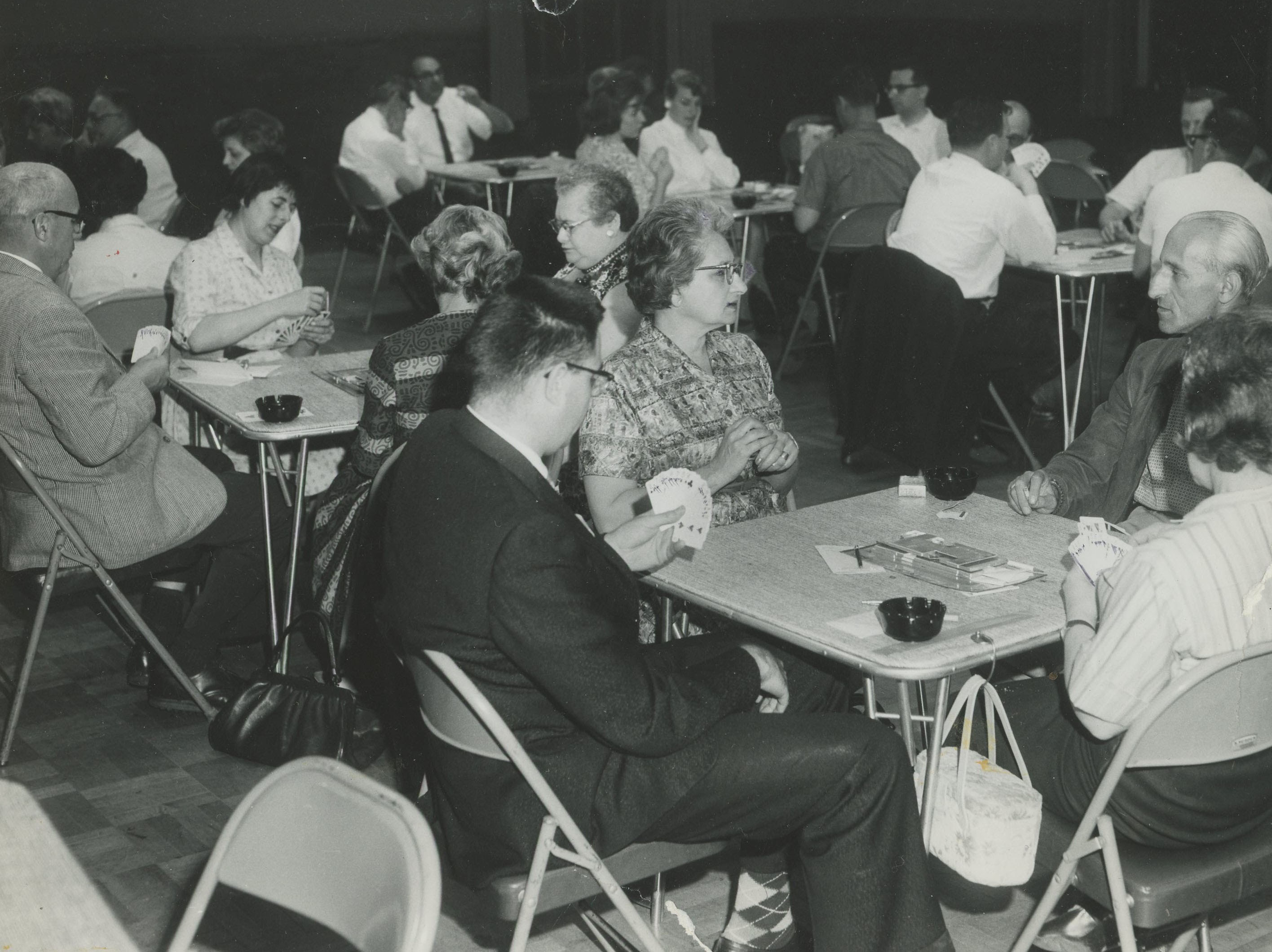 Northern New Jersey, seniors bridge card game
