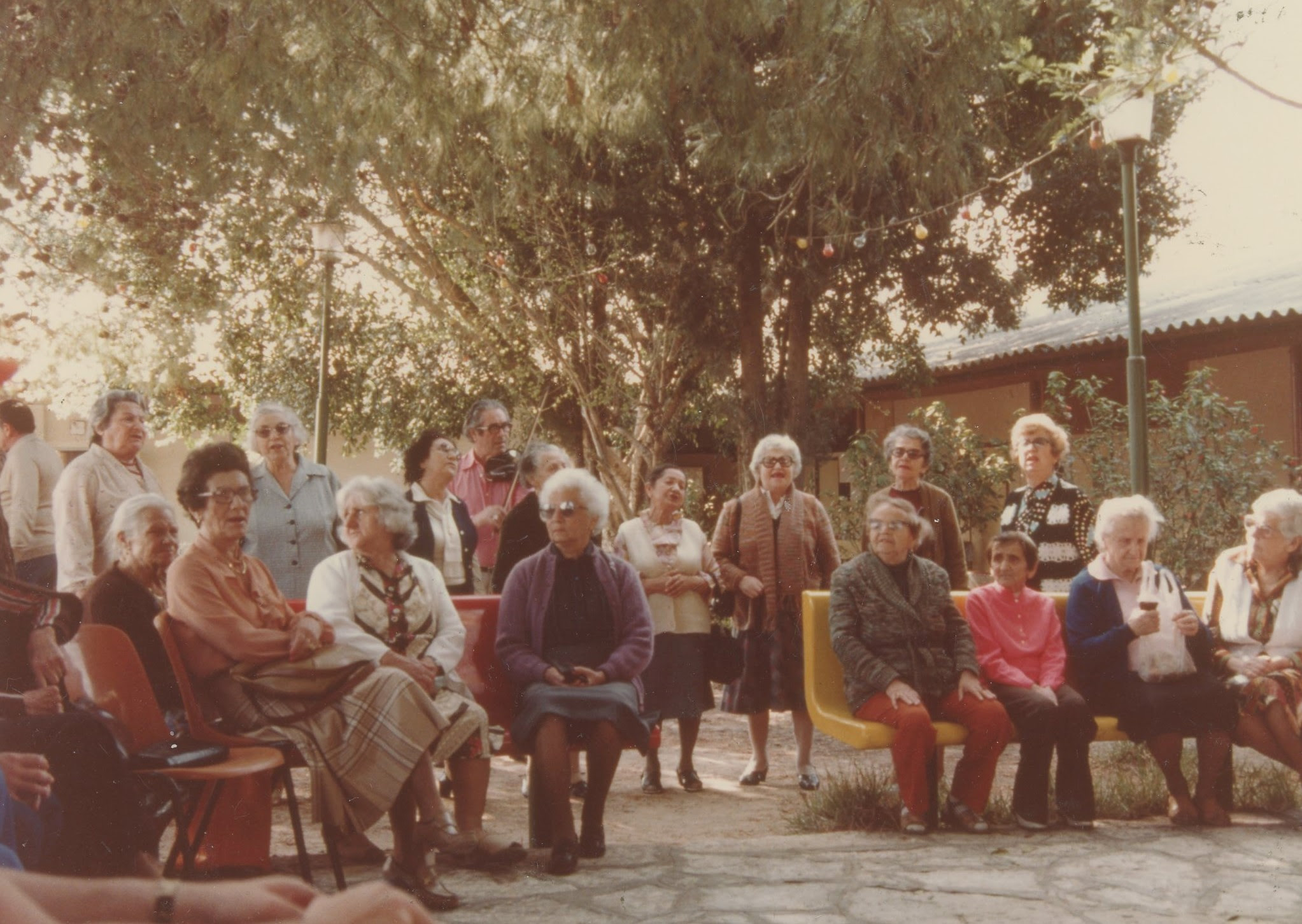 Northern New Jersey, park, seniors gathering
