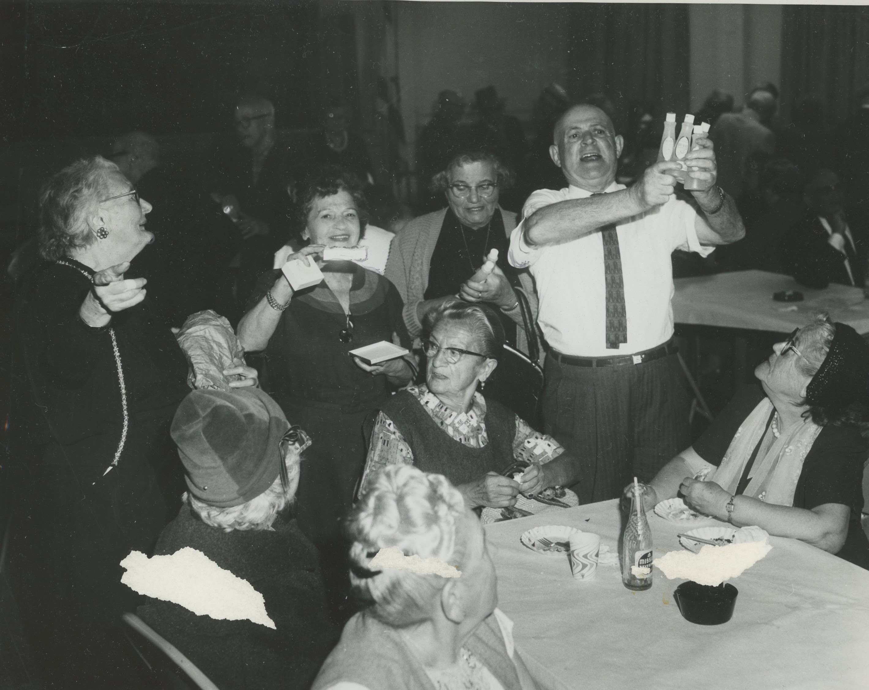 Northern New Jersey, Y Golden Age Club Bazaar, auctioneer, senior