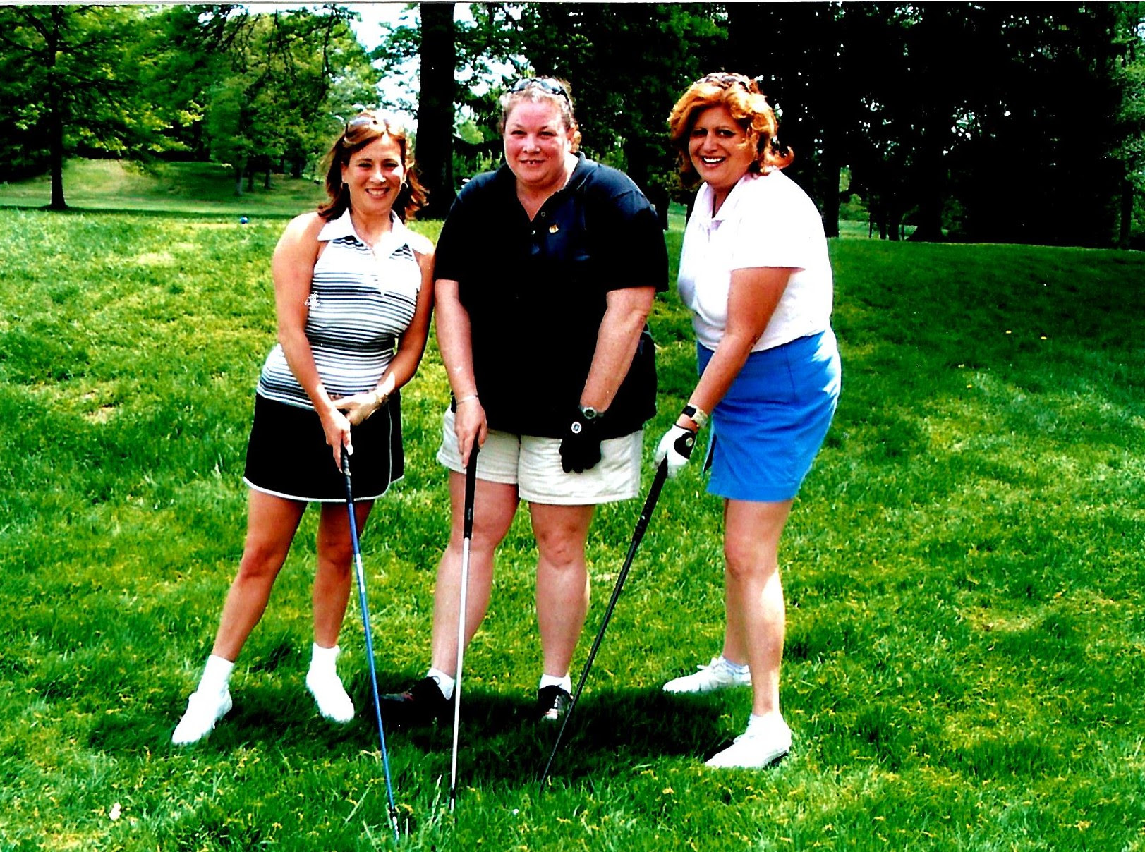 golfers Marci Levinson, Lisa Antelman and Debbie Irwin