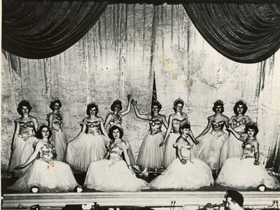 A Panther Club show featuring ladies