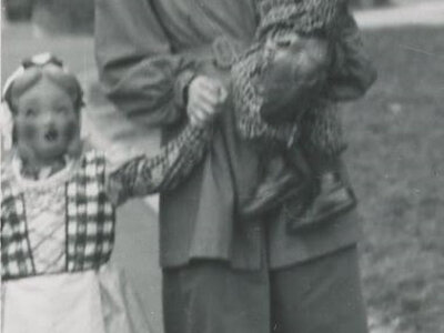 Sue Shell and children