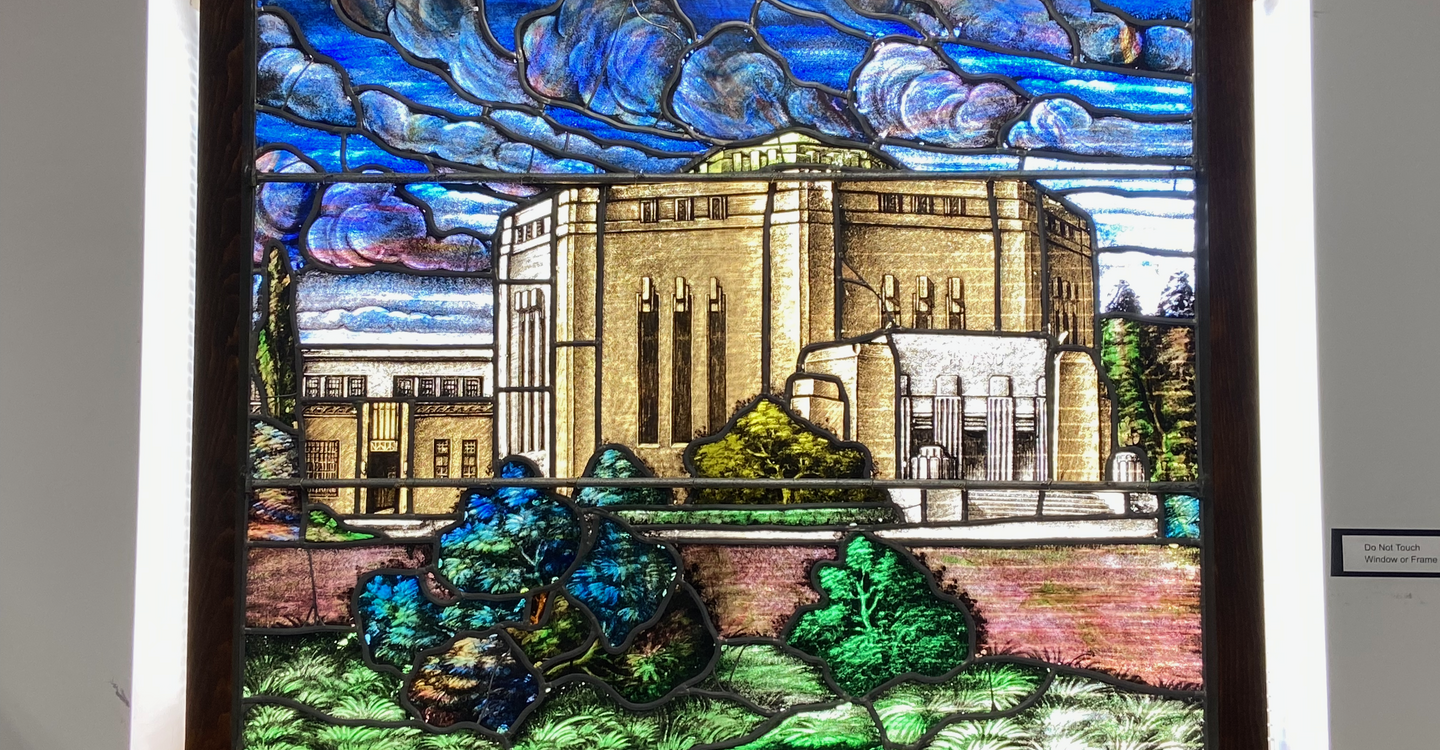 Stained glass window of temple emanuel iin paterson